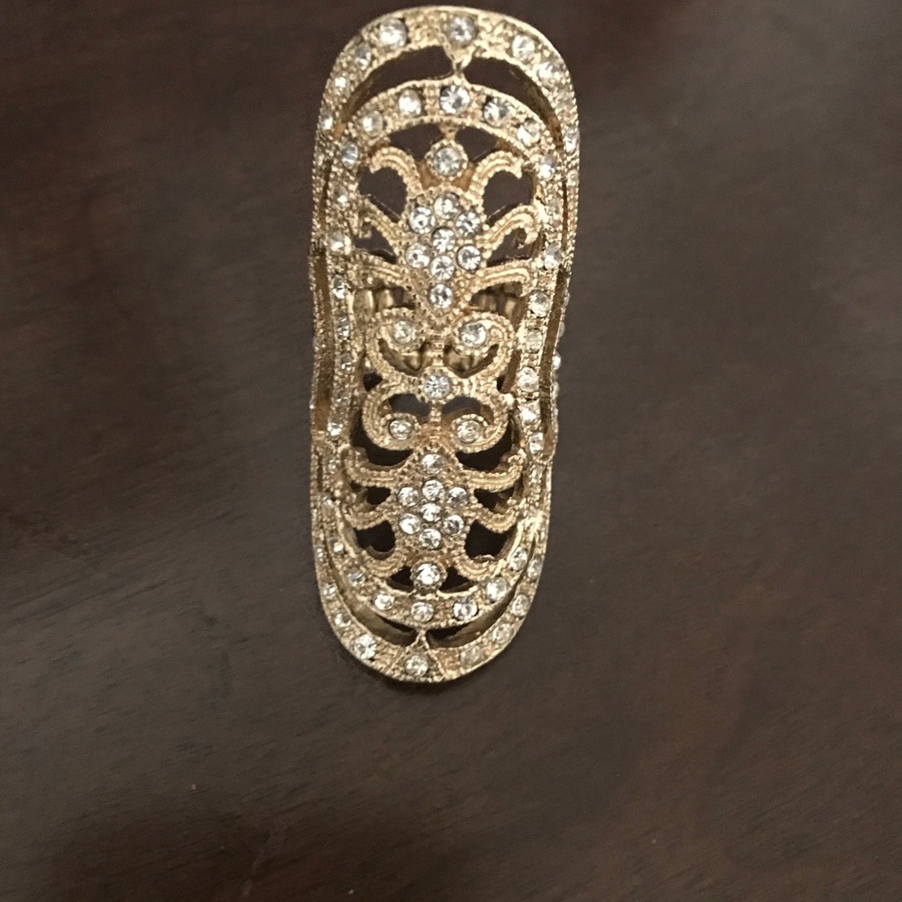 Gold tone/CZ stretch fashion ring.